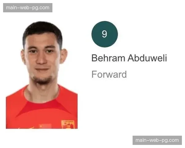 终场哨响，全场完成最高传球成功率的中场大将却为平局沮丧摇头。